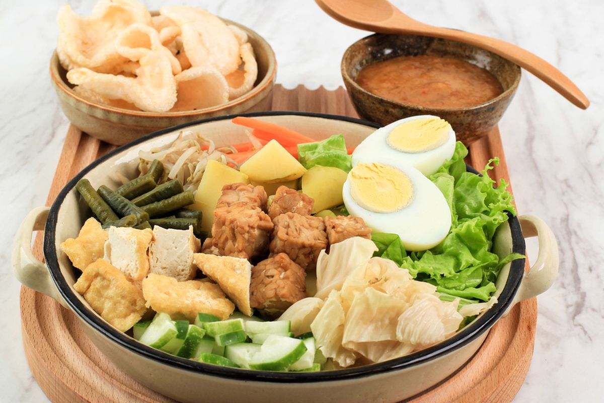 Gado-Gado: Salad Tradisional Indonesia yang Kaya Rasa dan Nutrisi