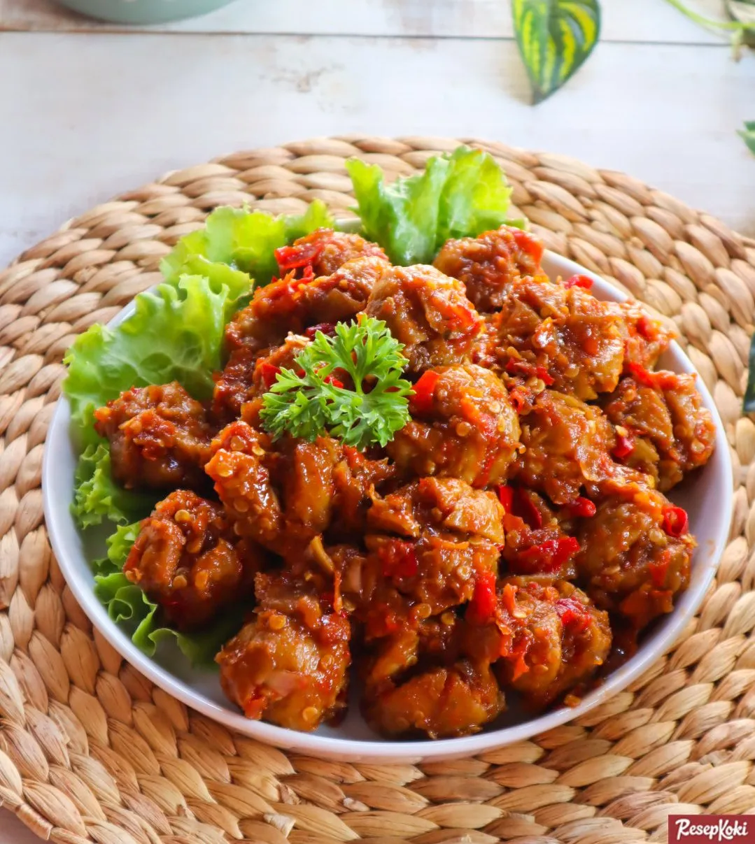 Bakso Mercon: Sensasi Pedas yang Menggugah Selera