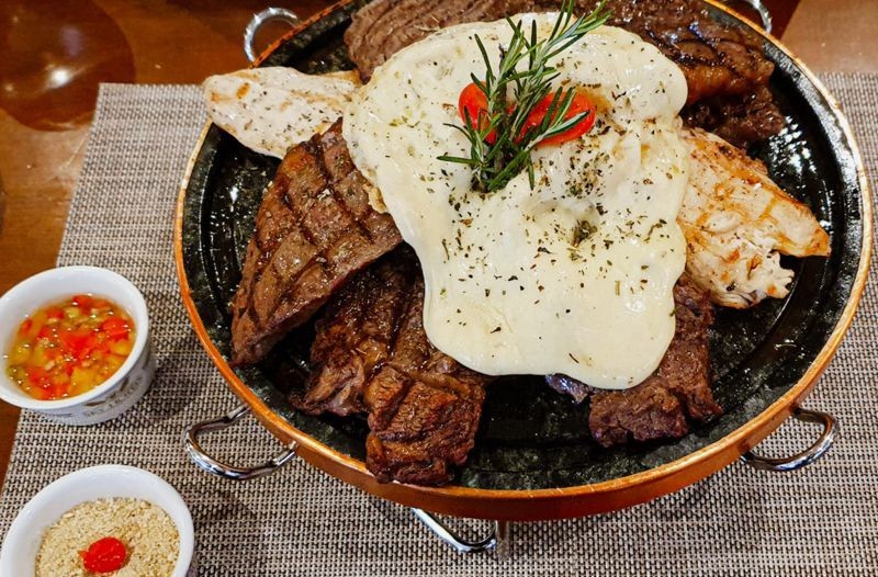 À La Carte: Gaya Hidangan Elegan dengan Kebebasan Memilih
