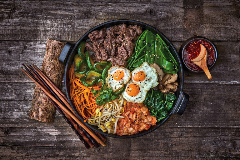 Bibimbap: Hidangan Klasik Korea dengan Rasa yang Menggugah