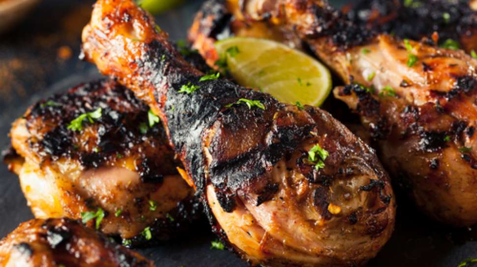 Jerk Chicken: Cita Rasa Pedas dan Aromatik dari Kuliner Jamaika